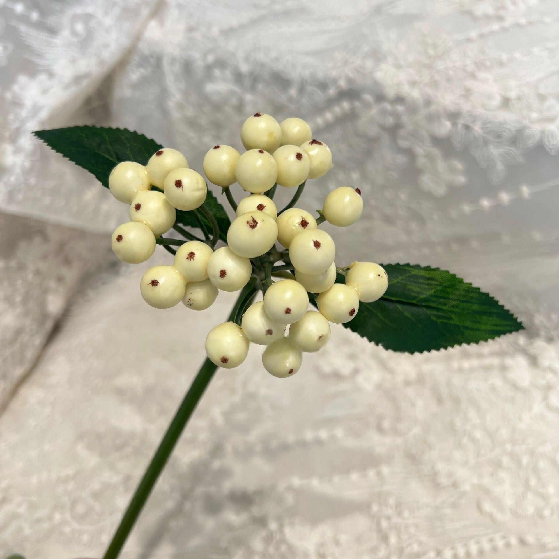Soft White Single Stem Flowers | Faux Botanical Decor for Everyday Styling FS-1003G