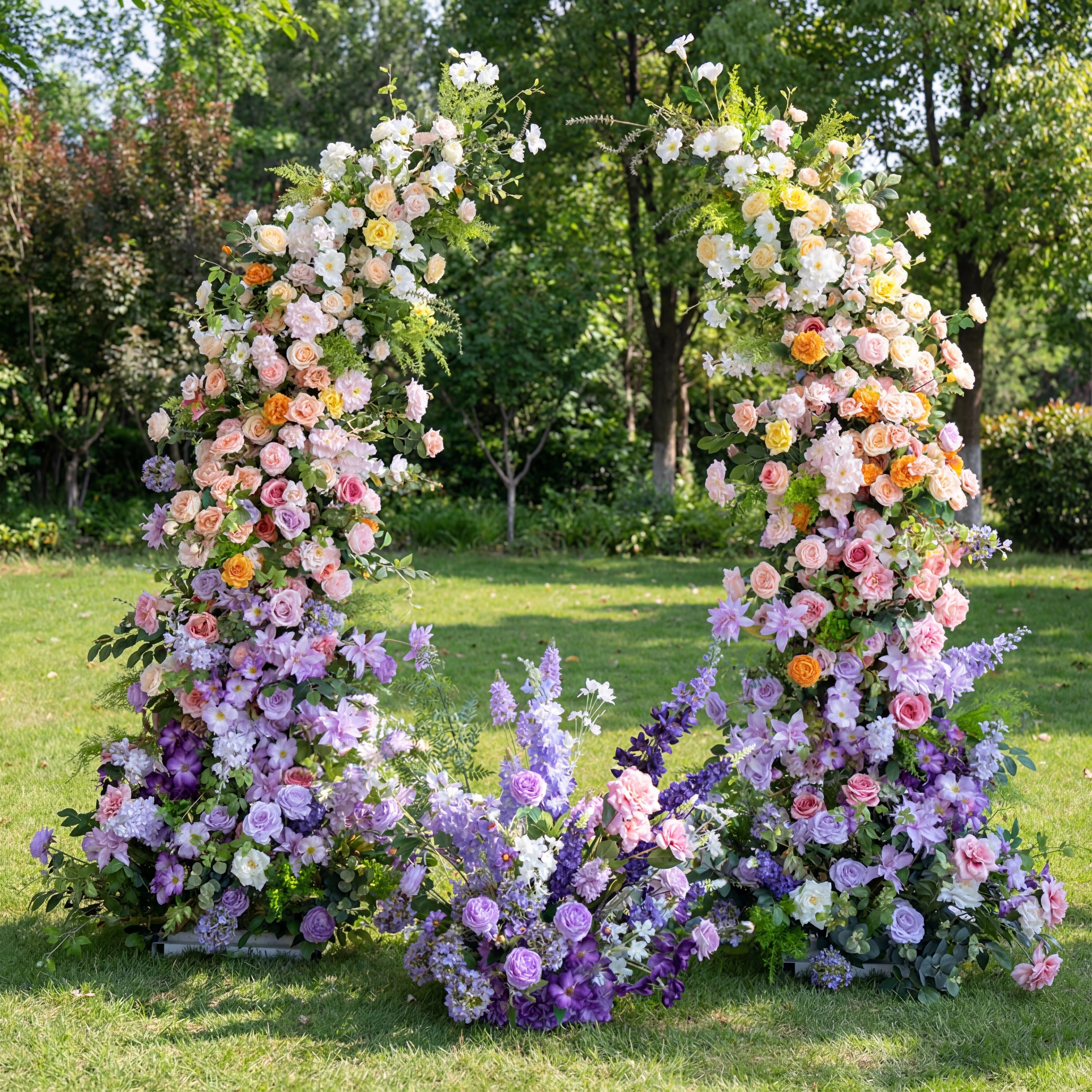 Valar Pastel Bloom Horn Arch, Artificial Floral Backdrop, Elegant Wedding Ceremony Decor, Vibrant Event Photography Prop VA-344