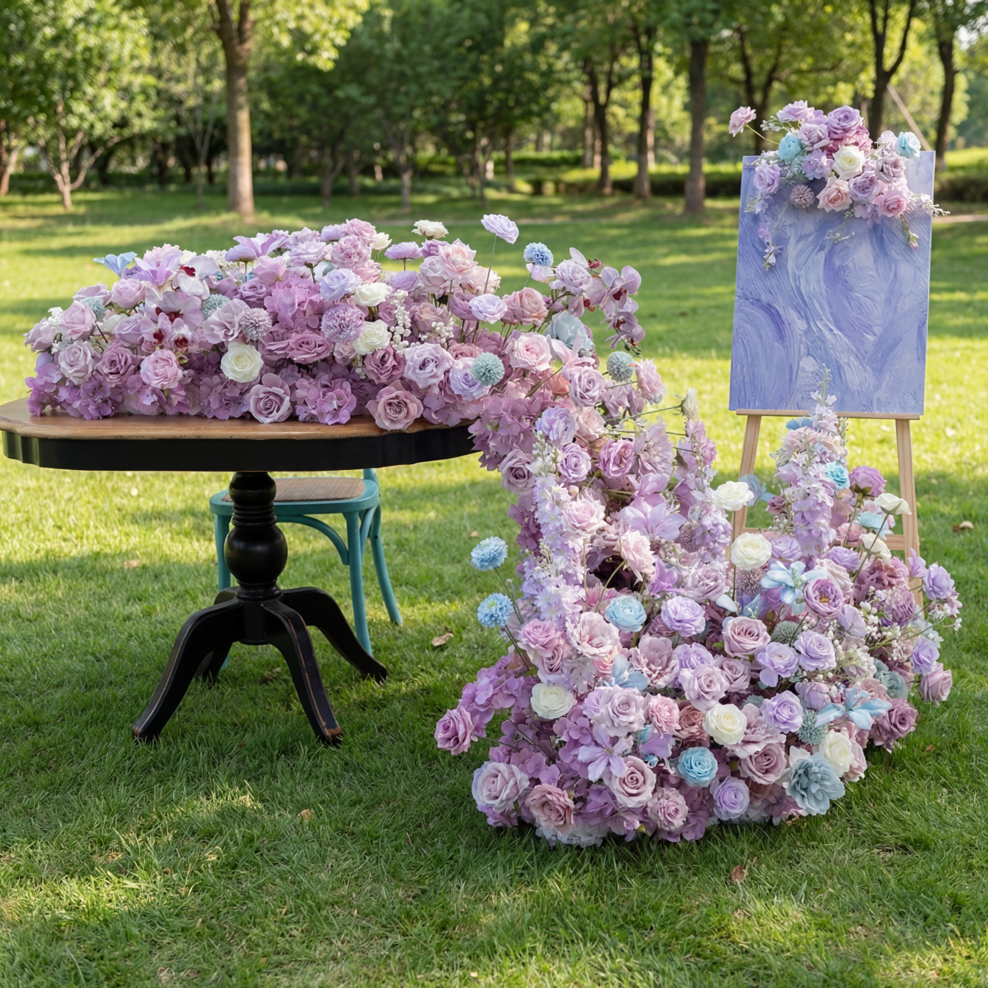 Corredor de mesa floral falso en tonos malva romántico y rubor, flores elegantes en cascada para ocasiones especiales FA-238