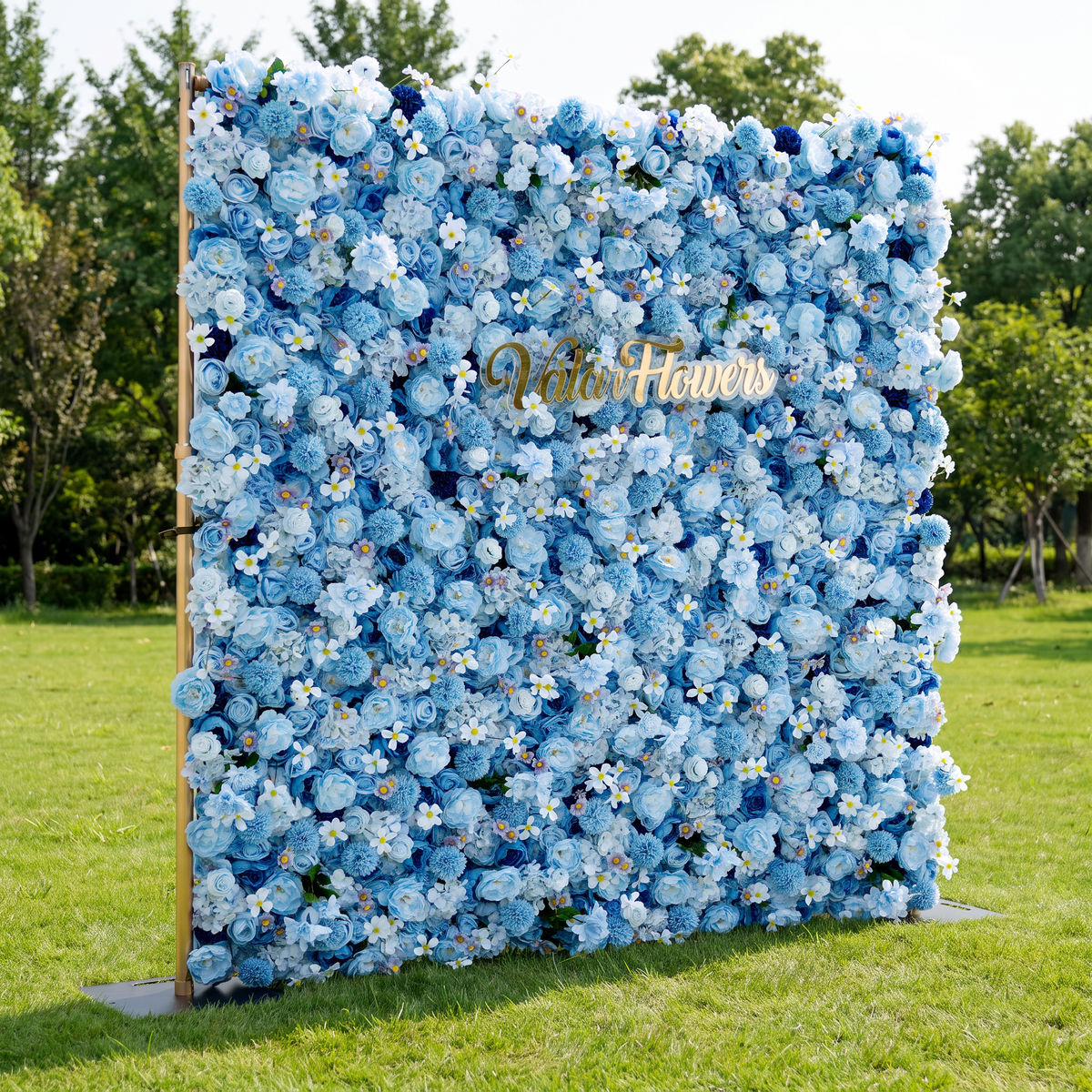 Valar Flowers Presenta: Azure Blooms Gala – Una Mezcla Encantadora de Flores de Tela Azul Cielo y Blanco Perlado – Exhibición Floral Principal para Fiestas de Verano, Celebraciones y Acentos Modernos para el Hogar-VF-219-4