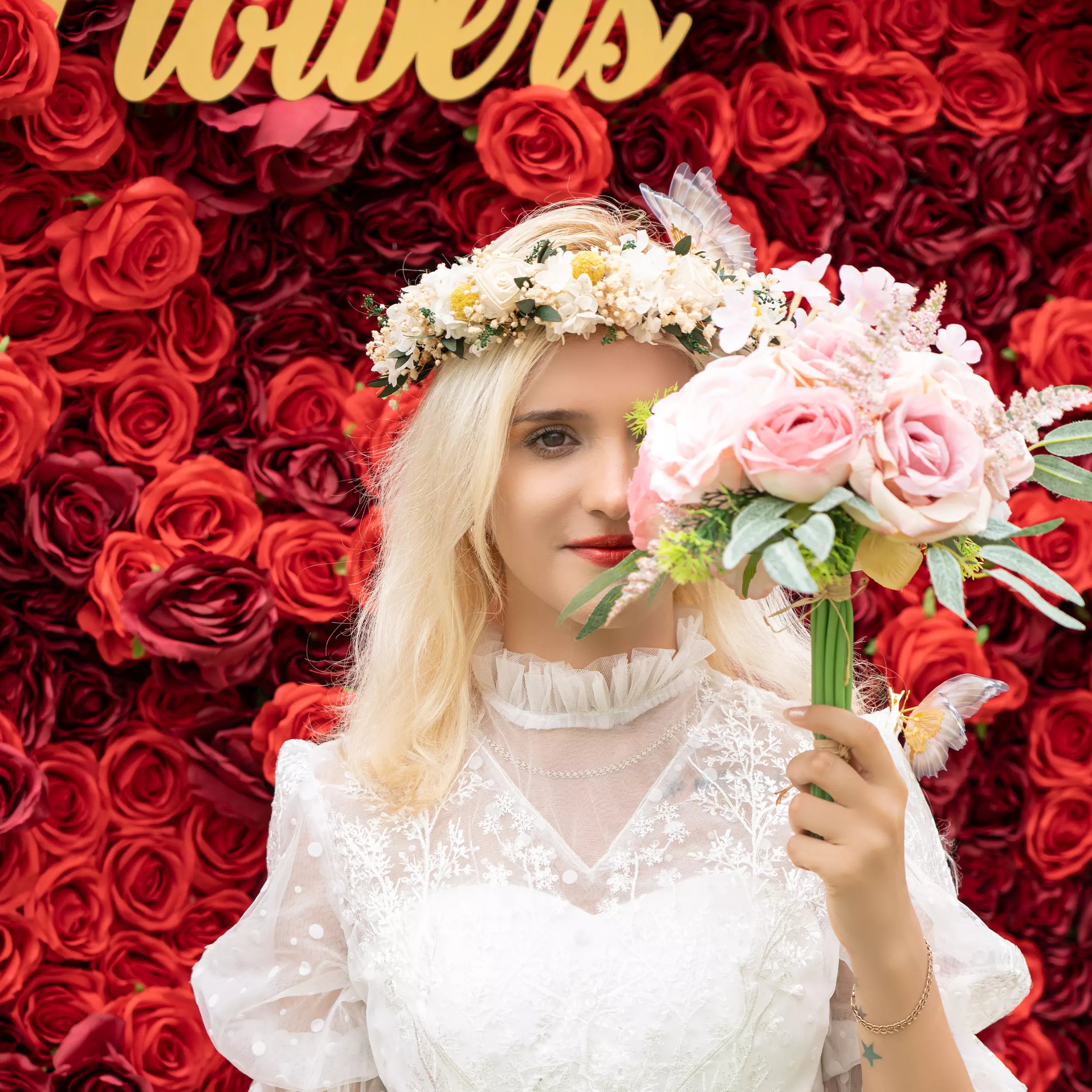 Valar Flower Roll Up Fabric Artificial Flower Wall Crimson Coronation: A Regal Array of Red Roses Radiating Romance and Reverence