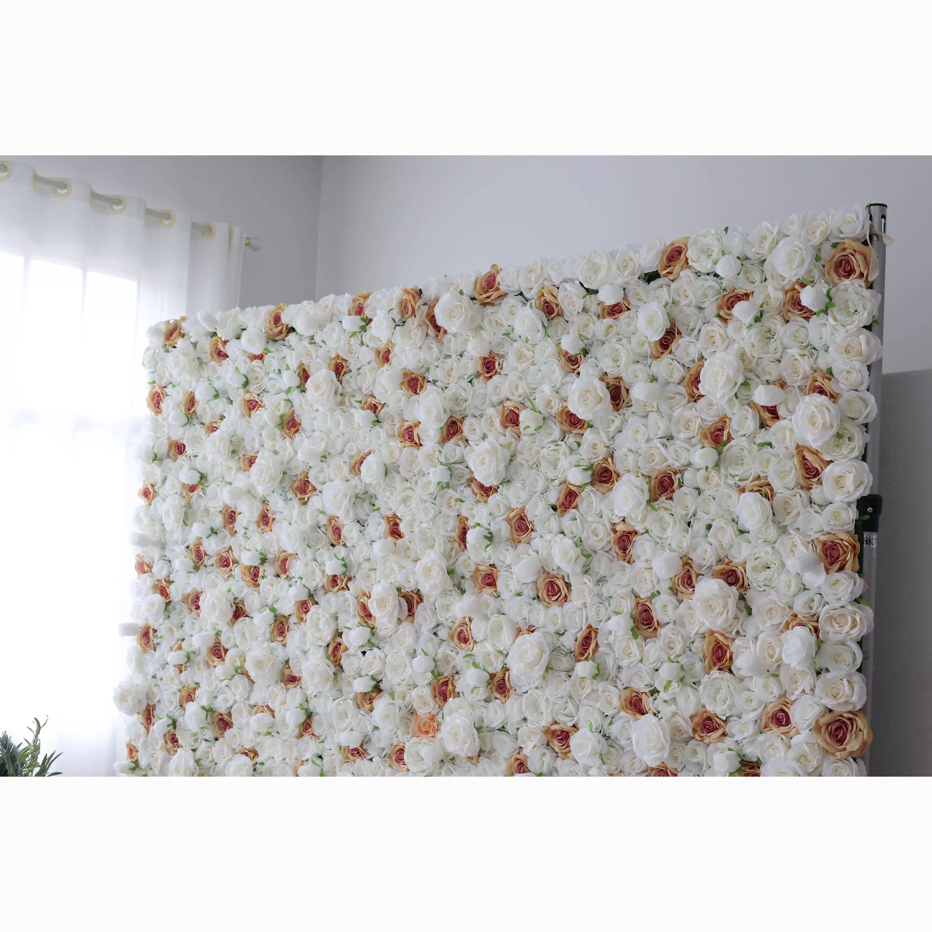 Valar Flowers 공개: Elysian Meadows – 흰색과 밝은 복숭아 패브릭 장미의 장엄한 조화 – 결혼식, 축하 행사 및 세련된 인테리어 설정을 위한 전형적인 꽃 벽 -VF-218