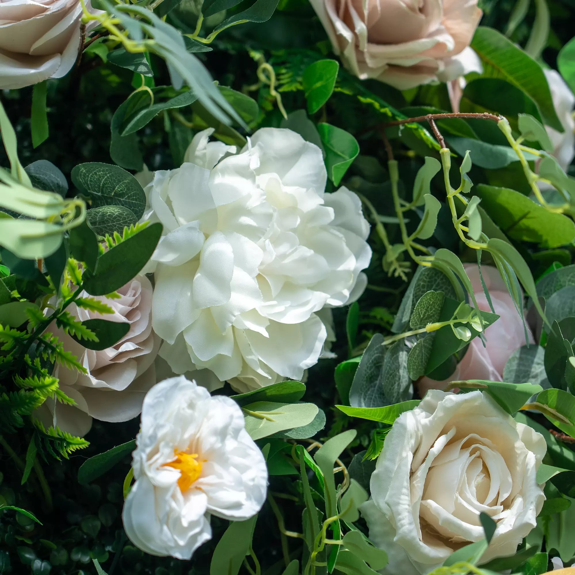 Elevate any event with the "Valar Flowers" Deluxe Floral Wall. Handcrafted with premium artificial roses, it's the ideal backdrop for memorable photos. Perfect for weddings, parties & more. Durable & UV resistant. A blend of luxury & nature's beauty.