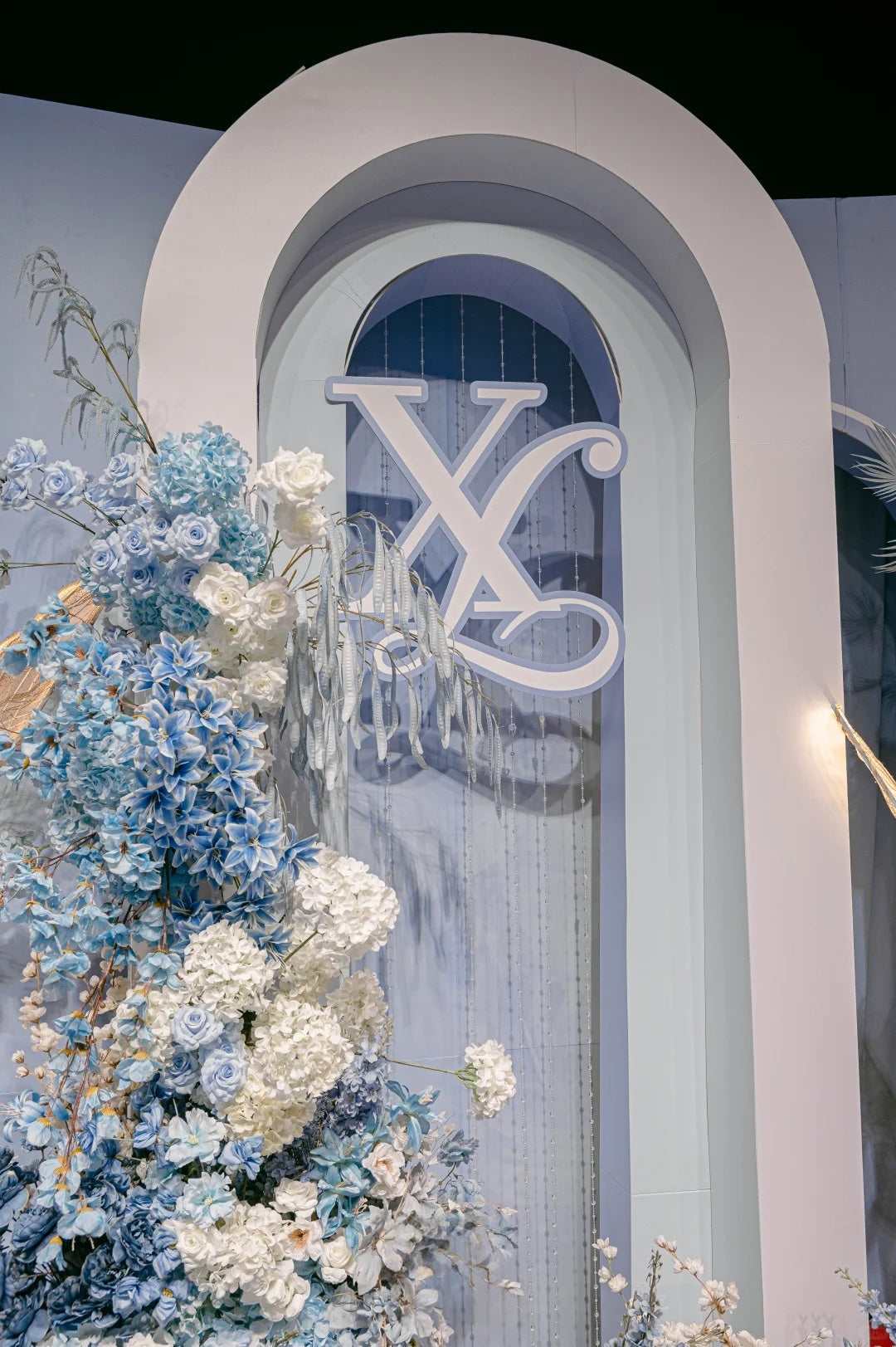 🦋 Ice Blue Wedding Inspiration with Butterfly Lighting and Dreamy Floral Installations