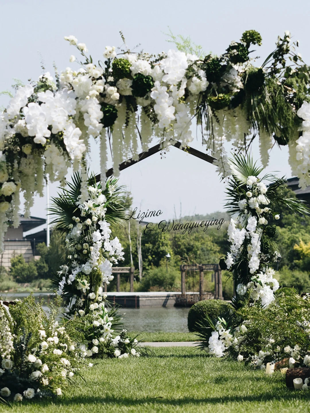 Timeless White and Green Garden Wedding Inspiration with Natural Elegance