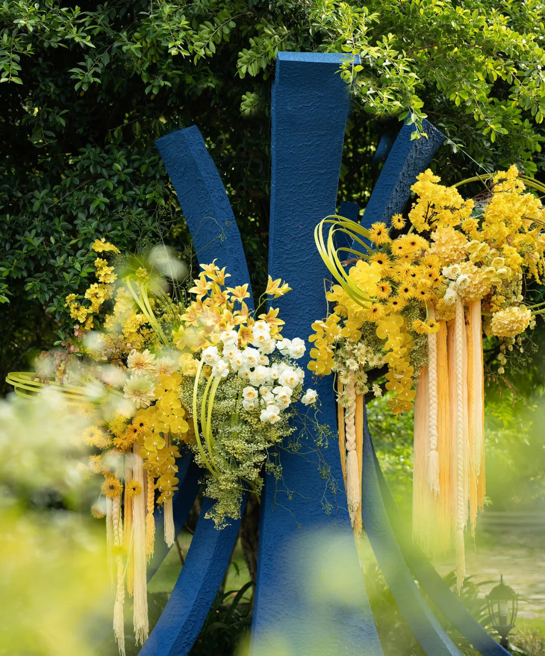 Bold Yellow and Blue Garden Wedding Inspiration: A Fresh Take on Outdoor Romance
