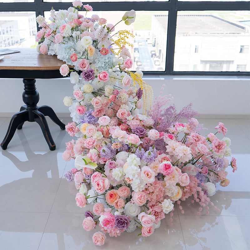 Romantischer Tischläufer mit Kunstblumen in Mauve und Blush, elegante Kaskadenblumen für besondere Anlässe FA-238