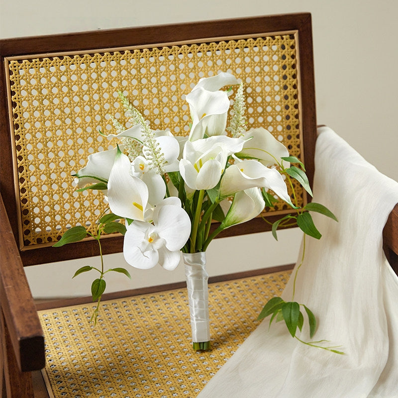 ValarFlower Artificial White Calla Lily Bridal Bouquet, Elegant Faux Flower Bouquet for Bride, Bridesmaid, Wedding Ceremony & Photoshoot VB-258