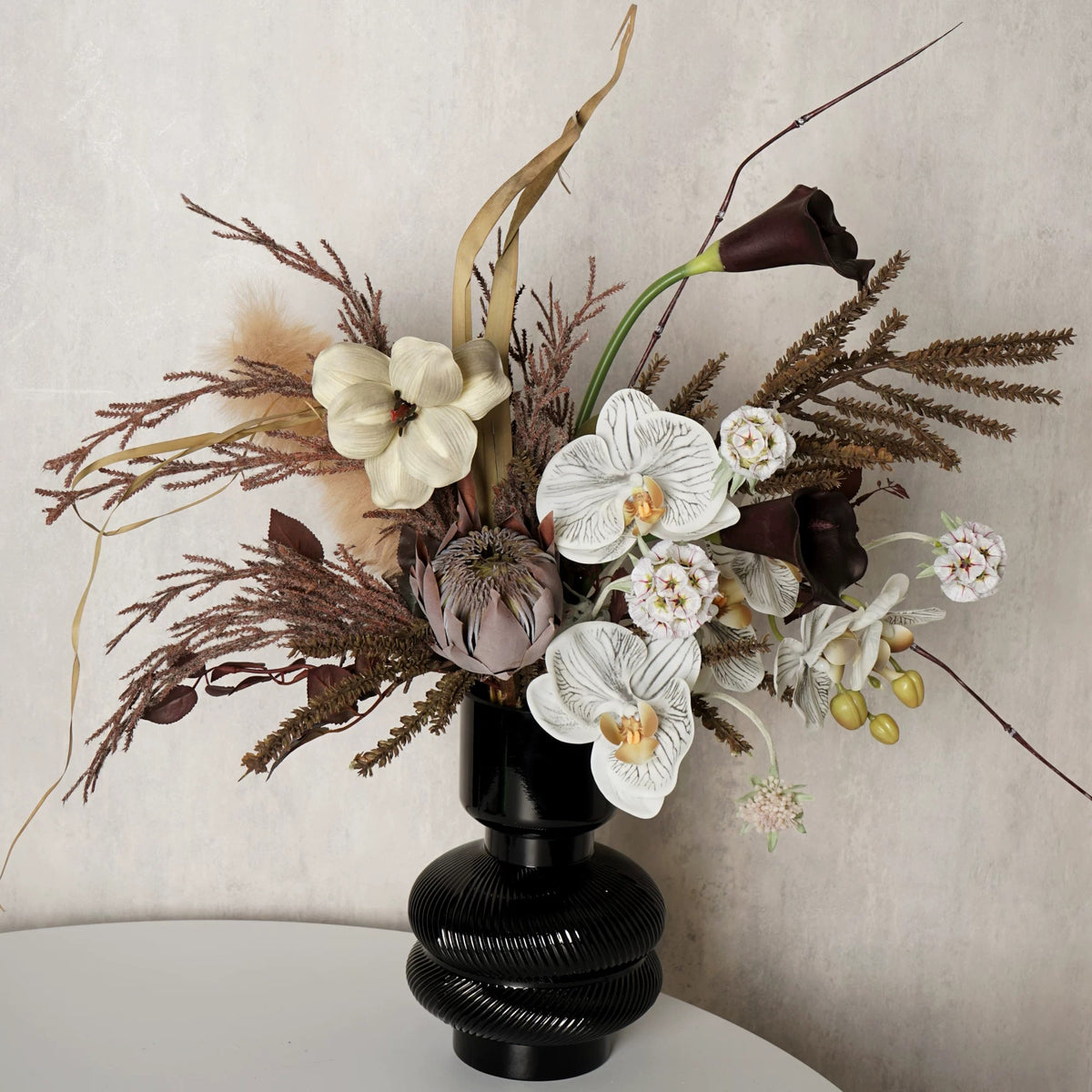 Arreglo de Ramo Floral con Tema Elegante de Otoño | Flores Artificiales de Lujo para Boda y Decoración Interior del Hogar VB-113 (Sin Jarrón)