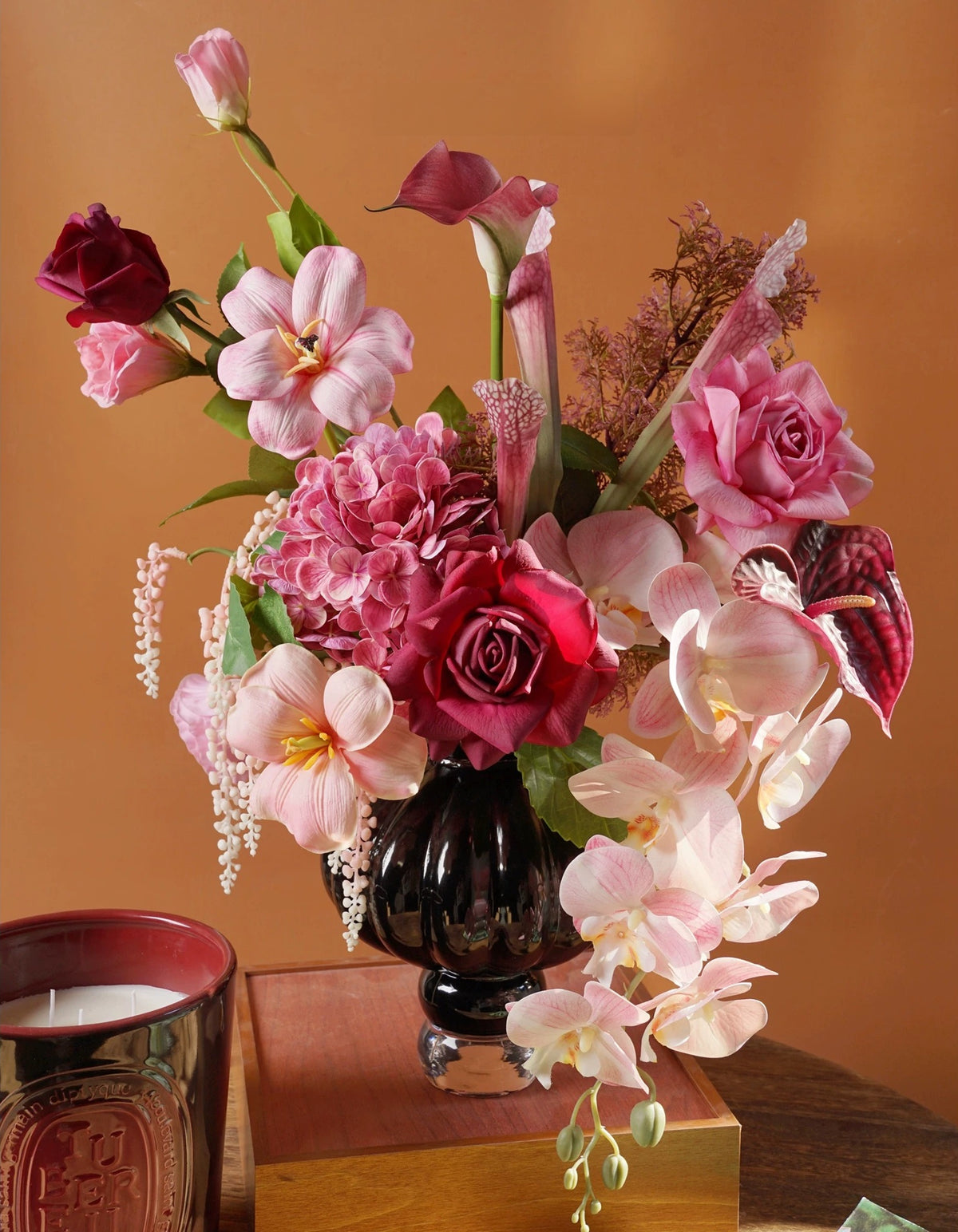 Elegantes Blumenstrauß-Arrangement mit Herbstmotiv | Luxuriöse Kunstblumen für Hochzeiten und Inneneinrichtung VB-113 (ohne Vase)