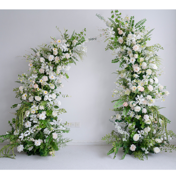 Arche florale élégante en forme de lune pour cérémonie de mariage - Arche de fleurs artificielles pour mariages, événements et occasions spéciales
