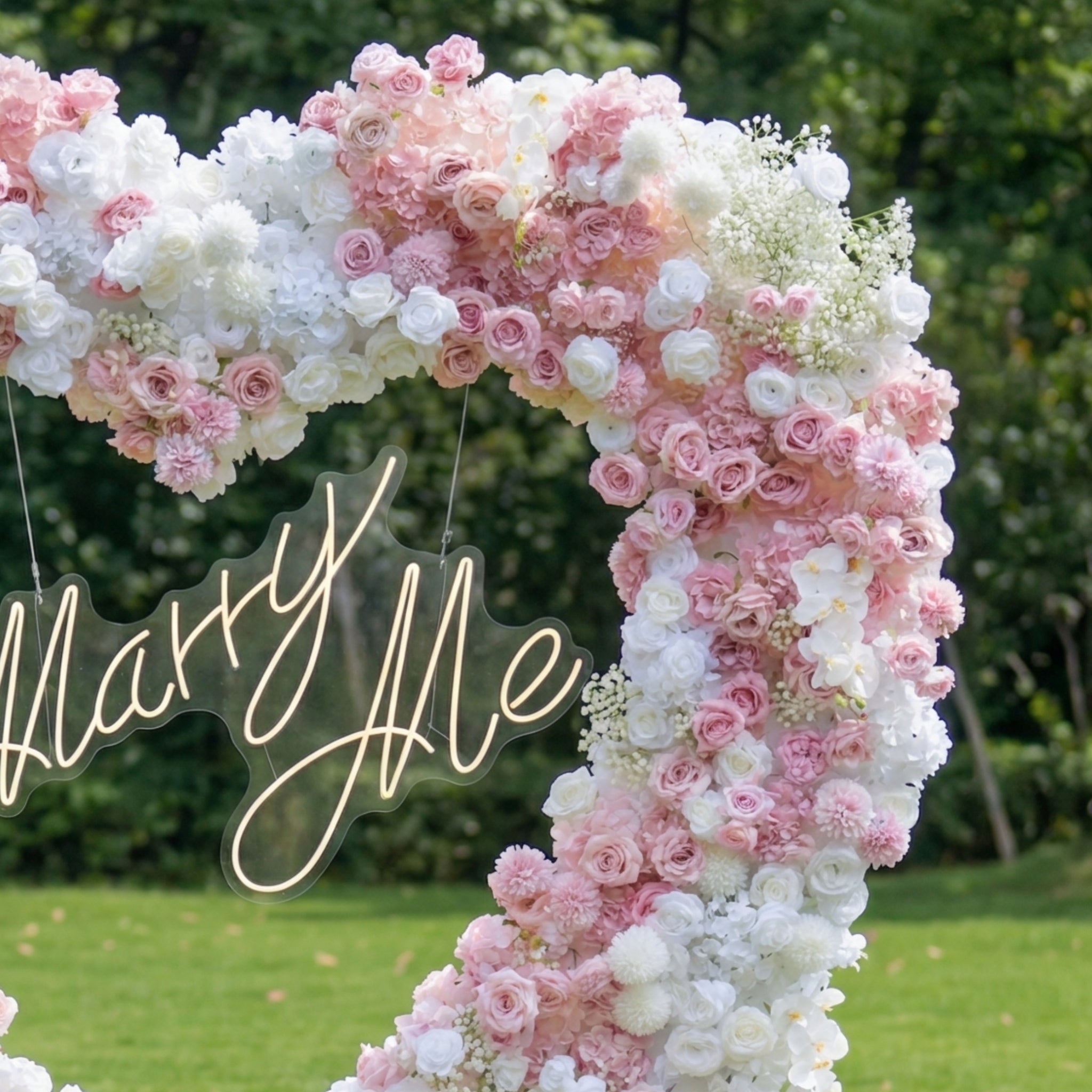 Valar Flower Heart-Shaped White & Blush Pink Floral Arch | Elegant Wedding Ceremony Backdrop for Outdoor Proposals HA-409