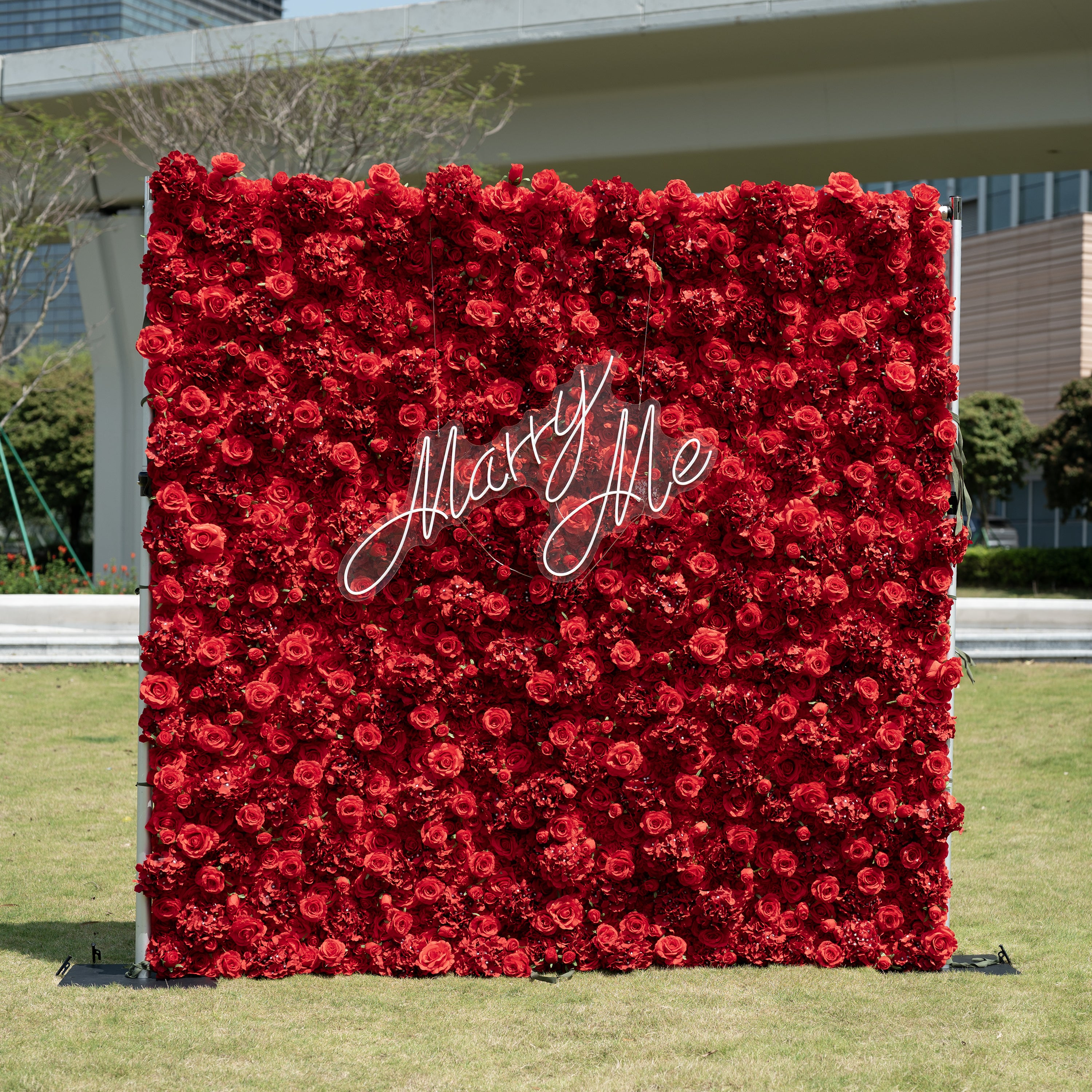 *USA Only* 3D Red Rose Roll-Up Flower Wall Backdrop for Wedding & Party Celebration Decor VF-157-3-U
