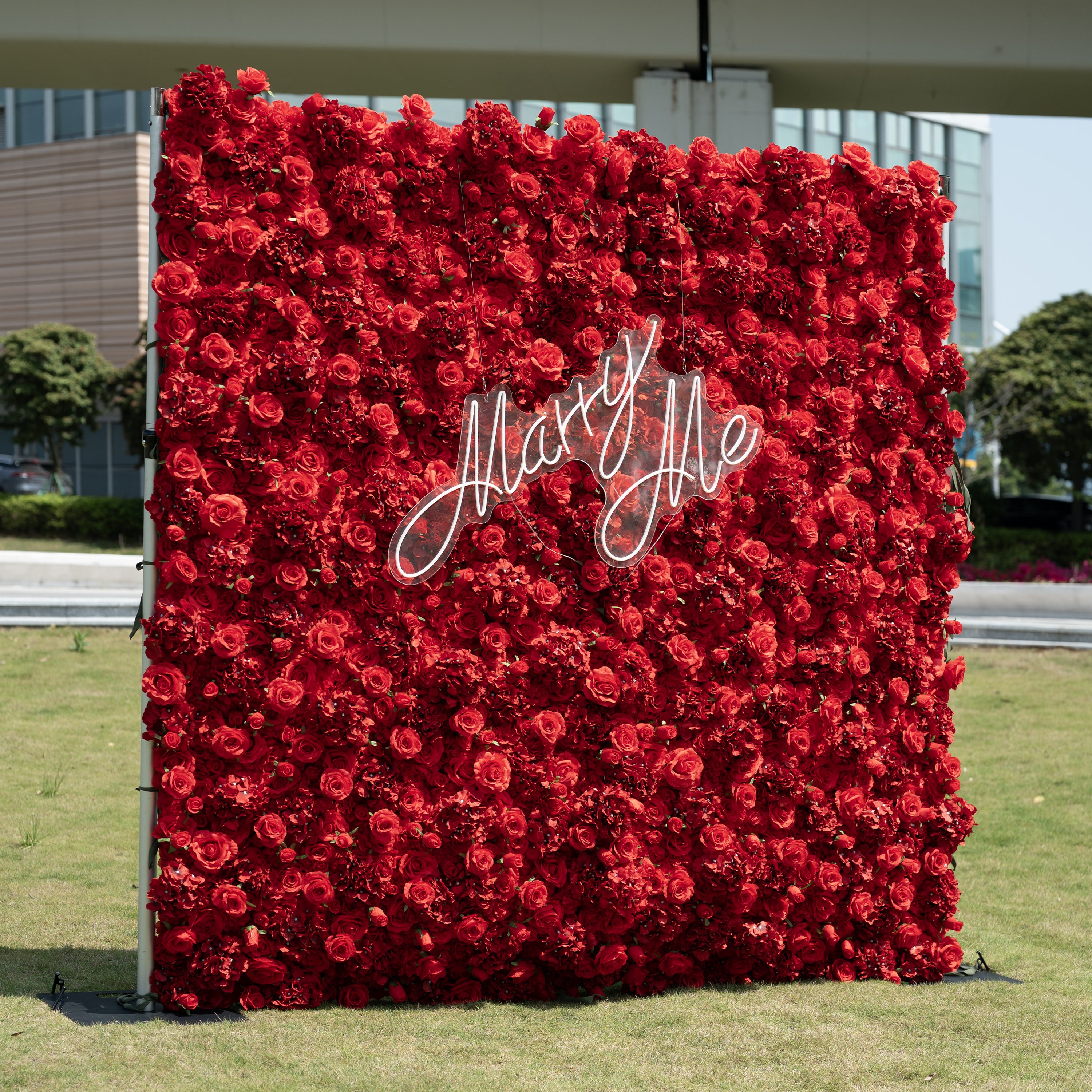*USA Only* 3D Red Rose Roll-Up Flower Wall Backdrop for Wedding & Party Celebration Decor VF-157-3-U