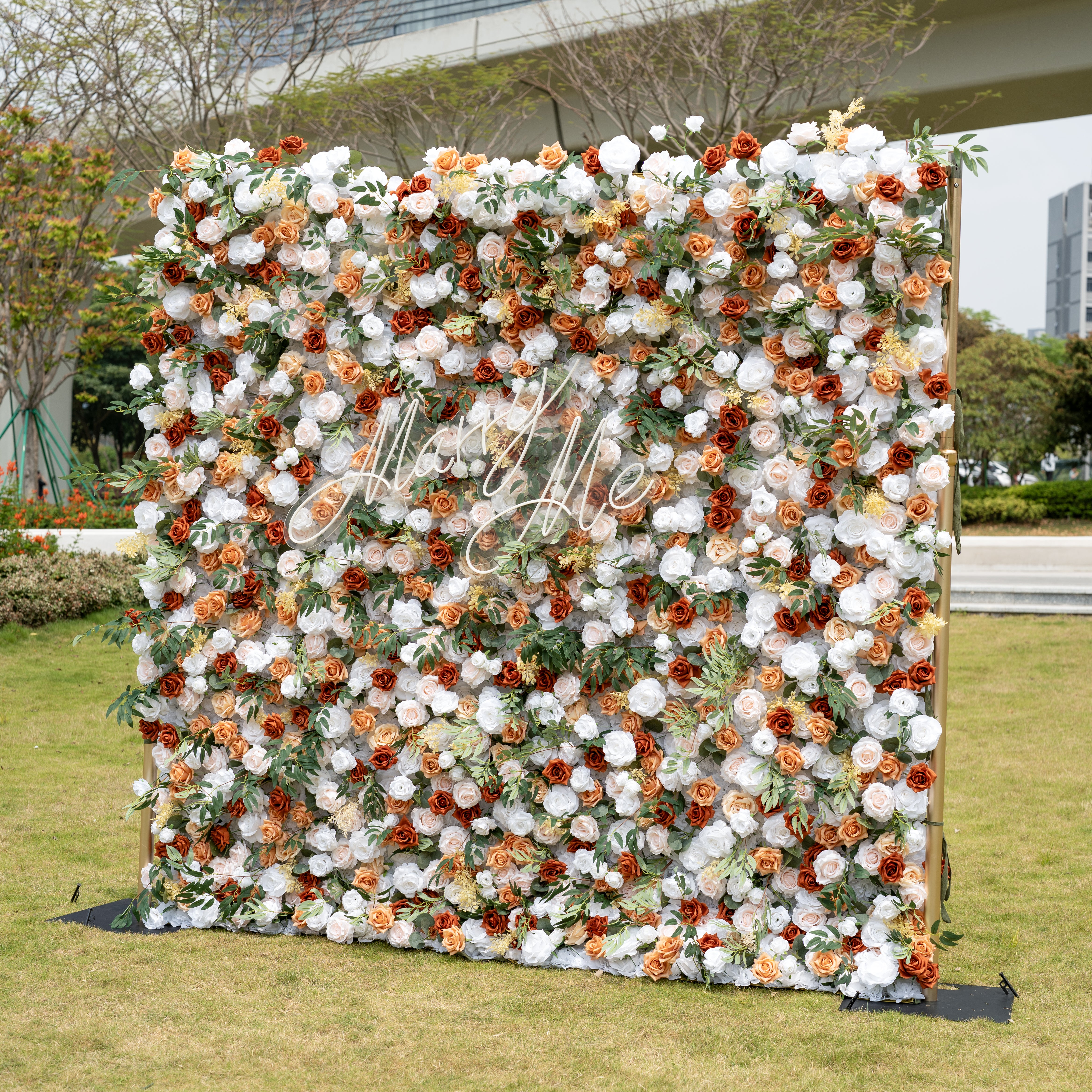 Valar Flower Ivory & Burnt Orange Rose Flower Wall Backdrop – Luxury Wedding Decor VF-831