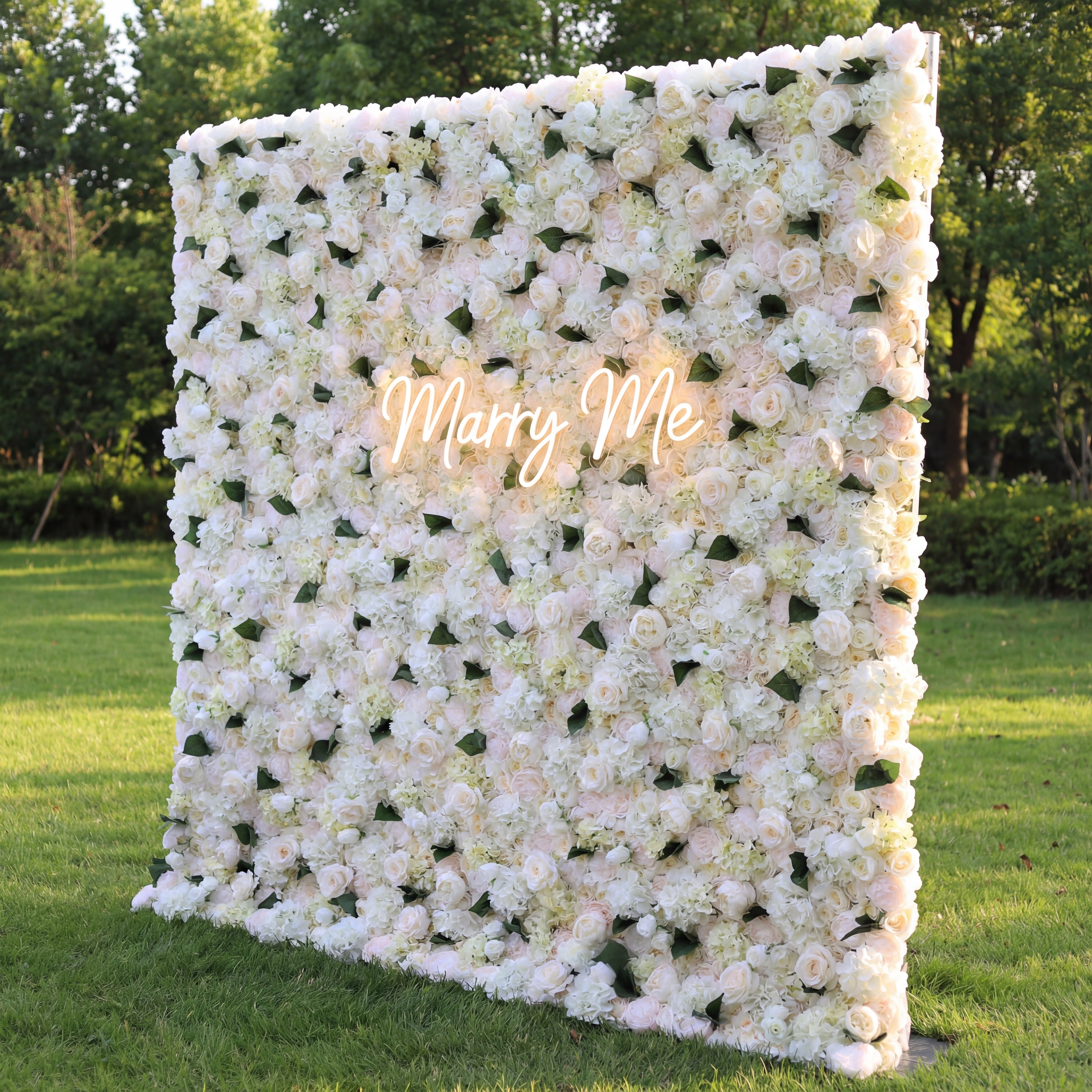 Valar Flowers Presenta: Elegancia Marfil – Una Majestuosa Sinfonía de Rosas en una Pared de Flores de Tela Artificial-VF-212