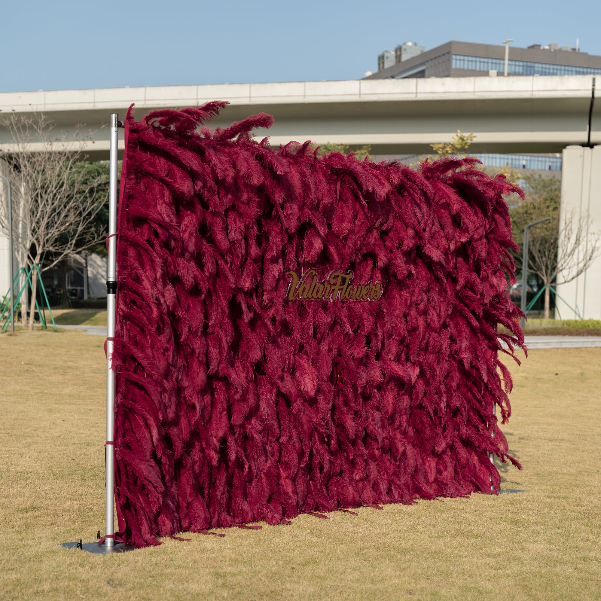 Burgundy Red Ostrich Feather Wall Backdrop - Roll-Up Fabric Wall - Bridal Party Decor - Wedding Venues Celebration Floral Wall-VF-964-5
