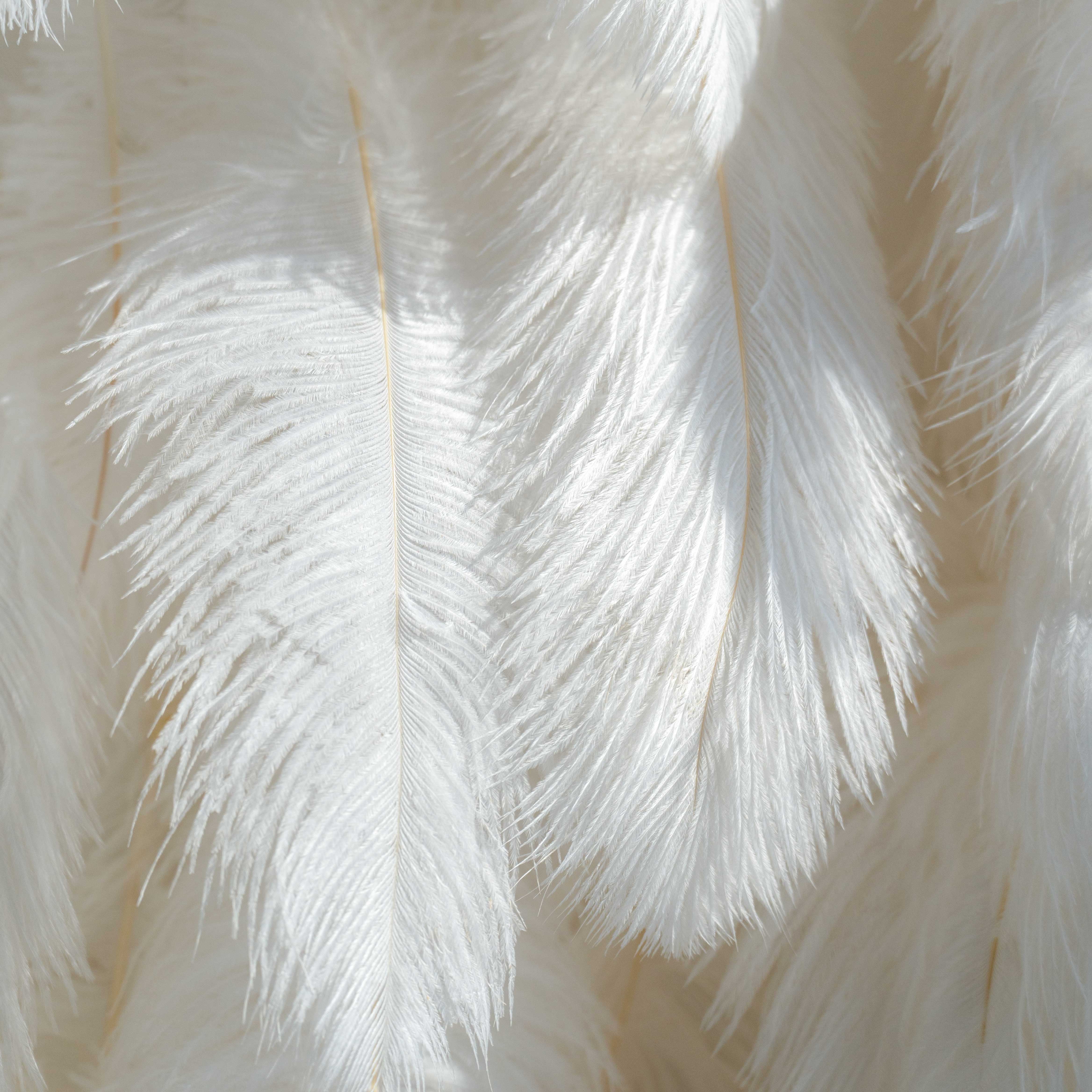 Élégant fond de mur de plumes d’autruche blanche - Mur de tissu enroulable - Décor de fête nuptiale - Célébration des lieux de mariage Mur floral-VF-164 