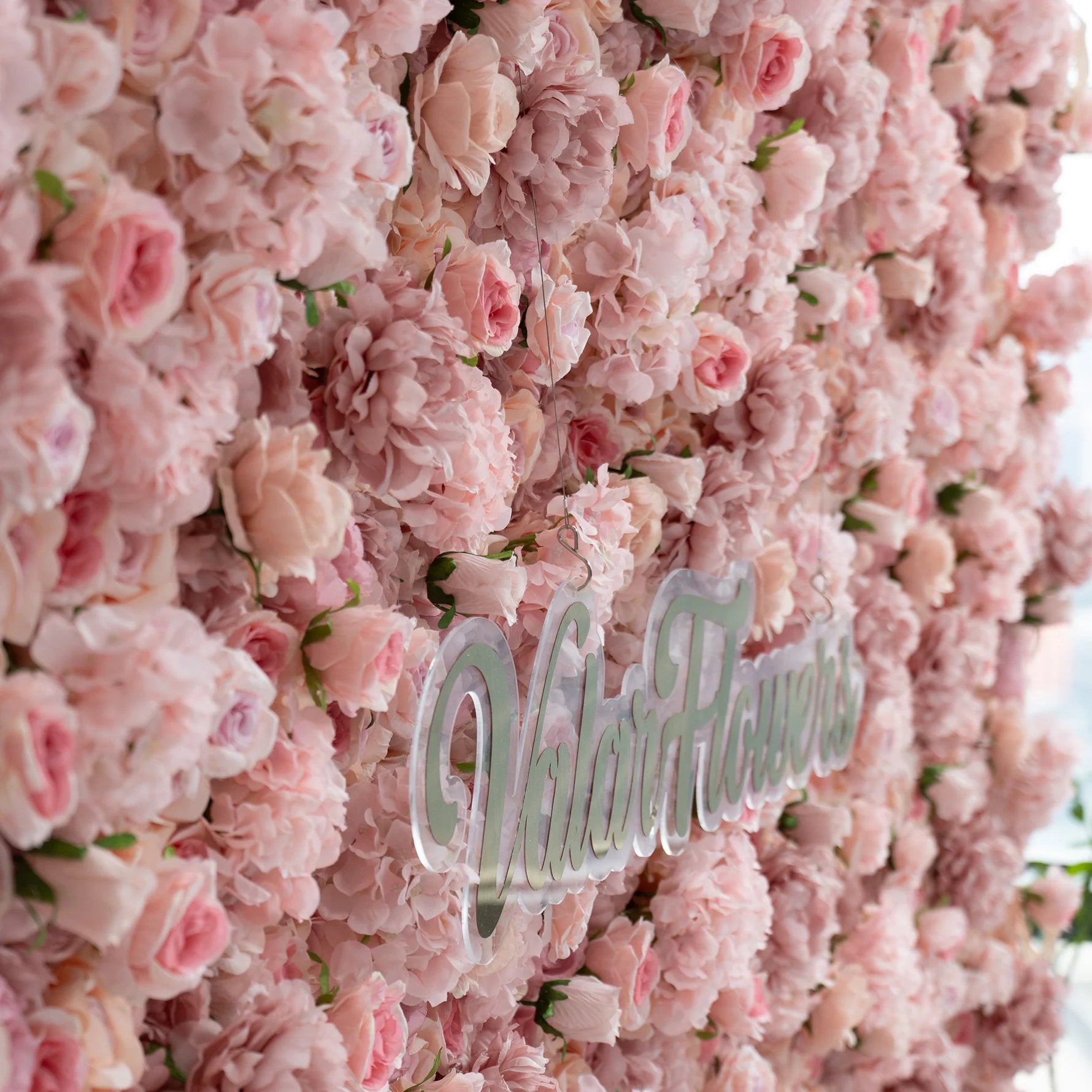 Valar Flowers Roll Up Stoff Künstliche Brandy Pink Rose Blumenwand Hochzeitskulisse, Florale Partydekoration, Eventfotografie-VF-053 
