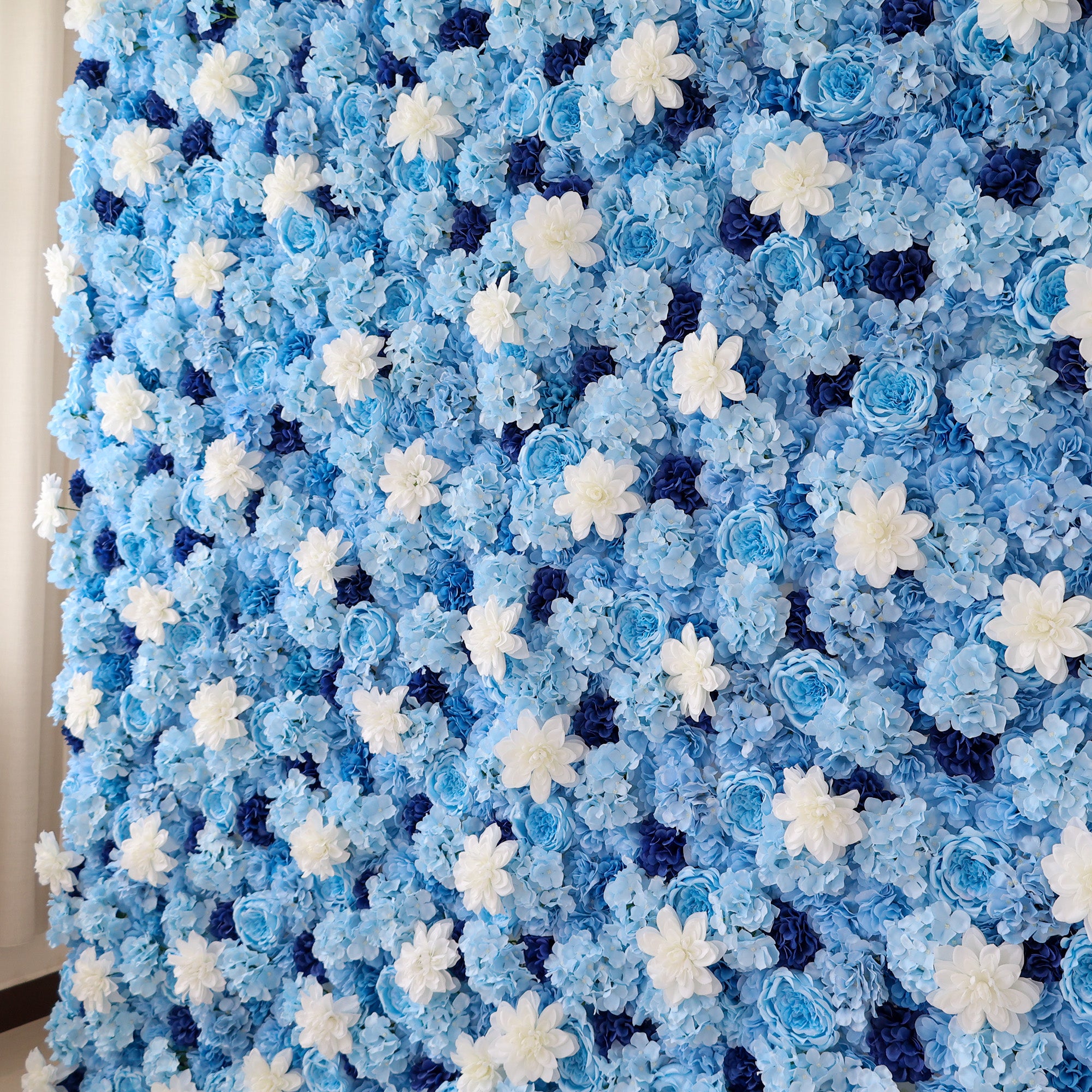 ValarFlower Blue & White Floral Wall: A Serene, Elegant Backdrop for Timeless Events VF-579