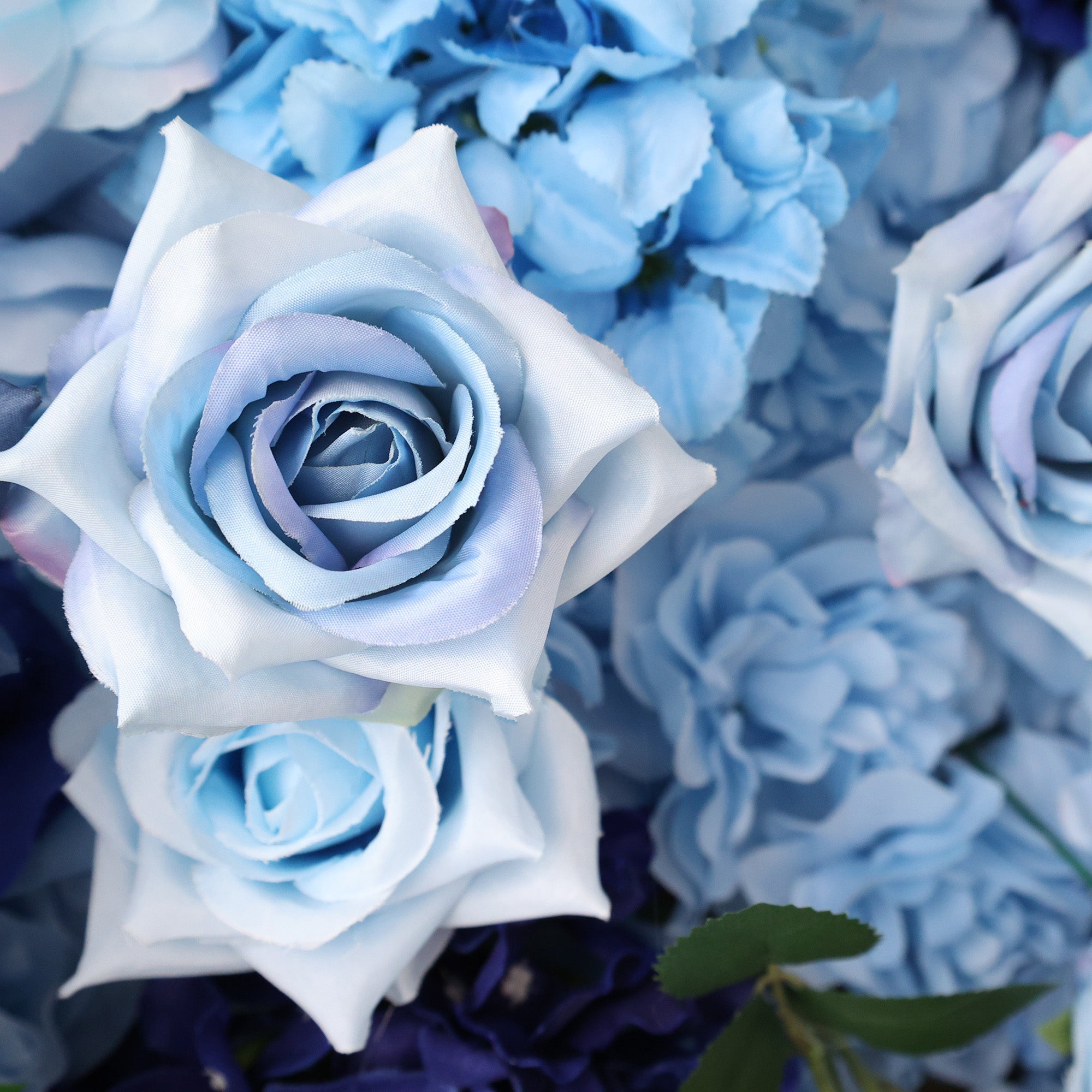 ValarFlower Blue Ombre Floral Extravaganza Wall: A Serene, Luxurious Masterpiece for Elegant Celebrations VF-603