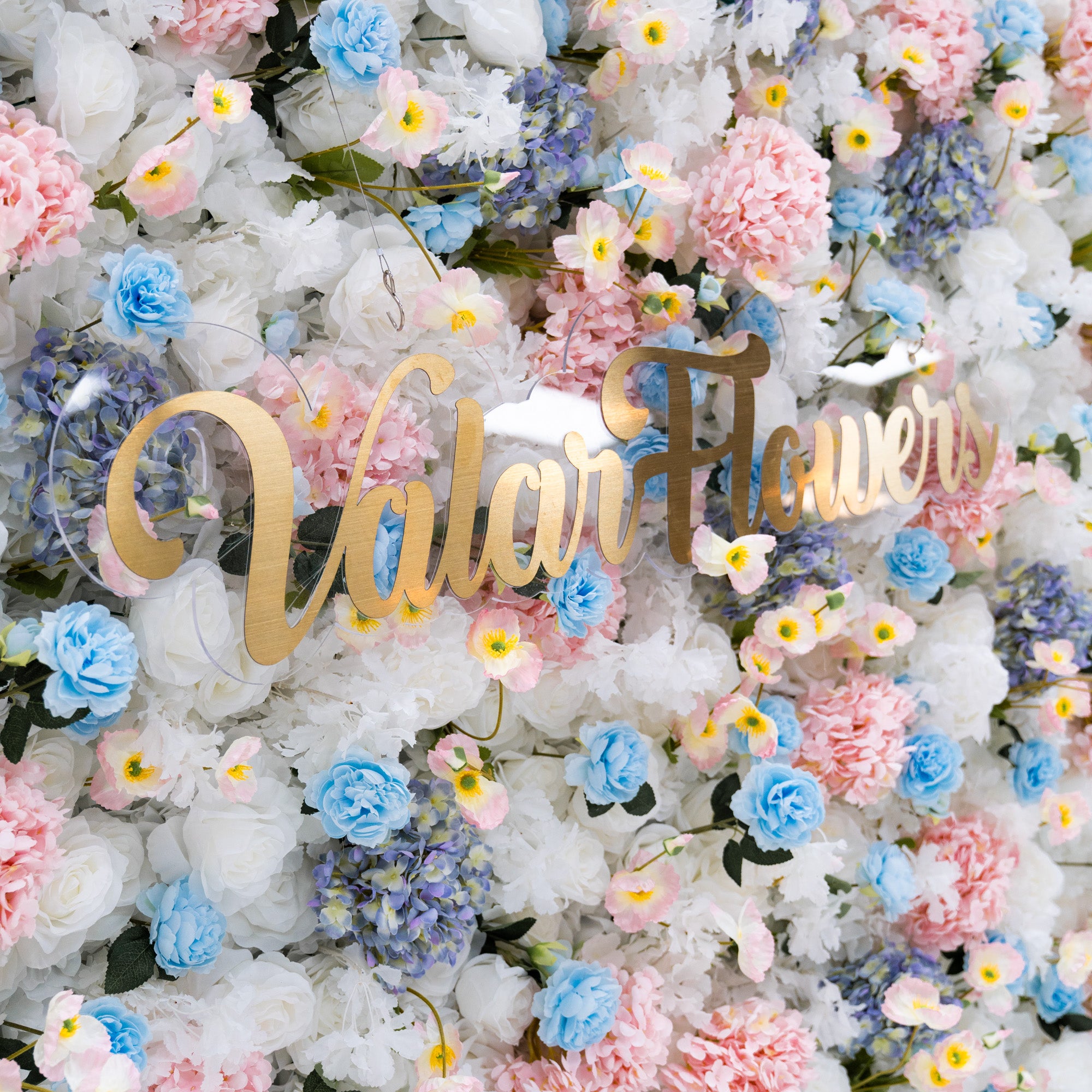 Neuerscheinung: Bezaubernder violettfarbener Kunstblumen-Hintergrund für unvergessliche Events – VF-810