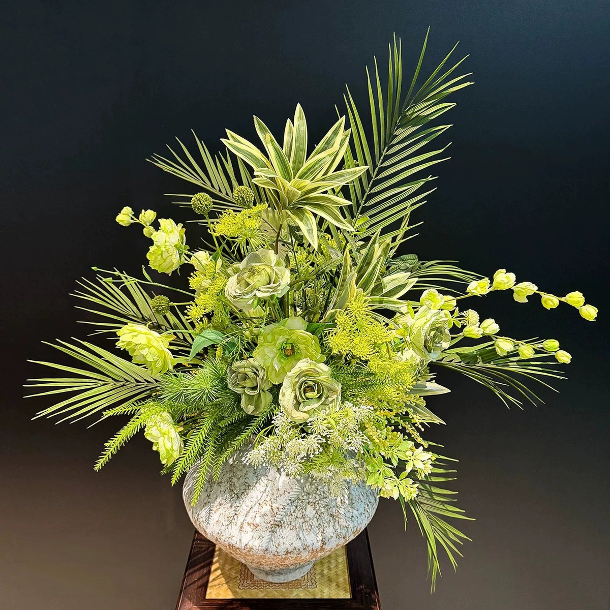 ValarFlower White Green Artificial Floral Bouquet, Fresh Garden Style Flower Arrangement for Wedding and Home Decor VB-277