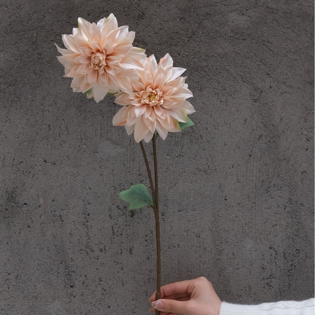 Conjunto de Flores Artificiales Negras y Rosas – Decoración Moderna para Fondo de Fiesta de Cumpleaños con Arreglo Floral Falso FA-255