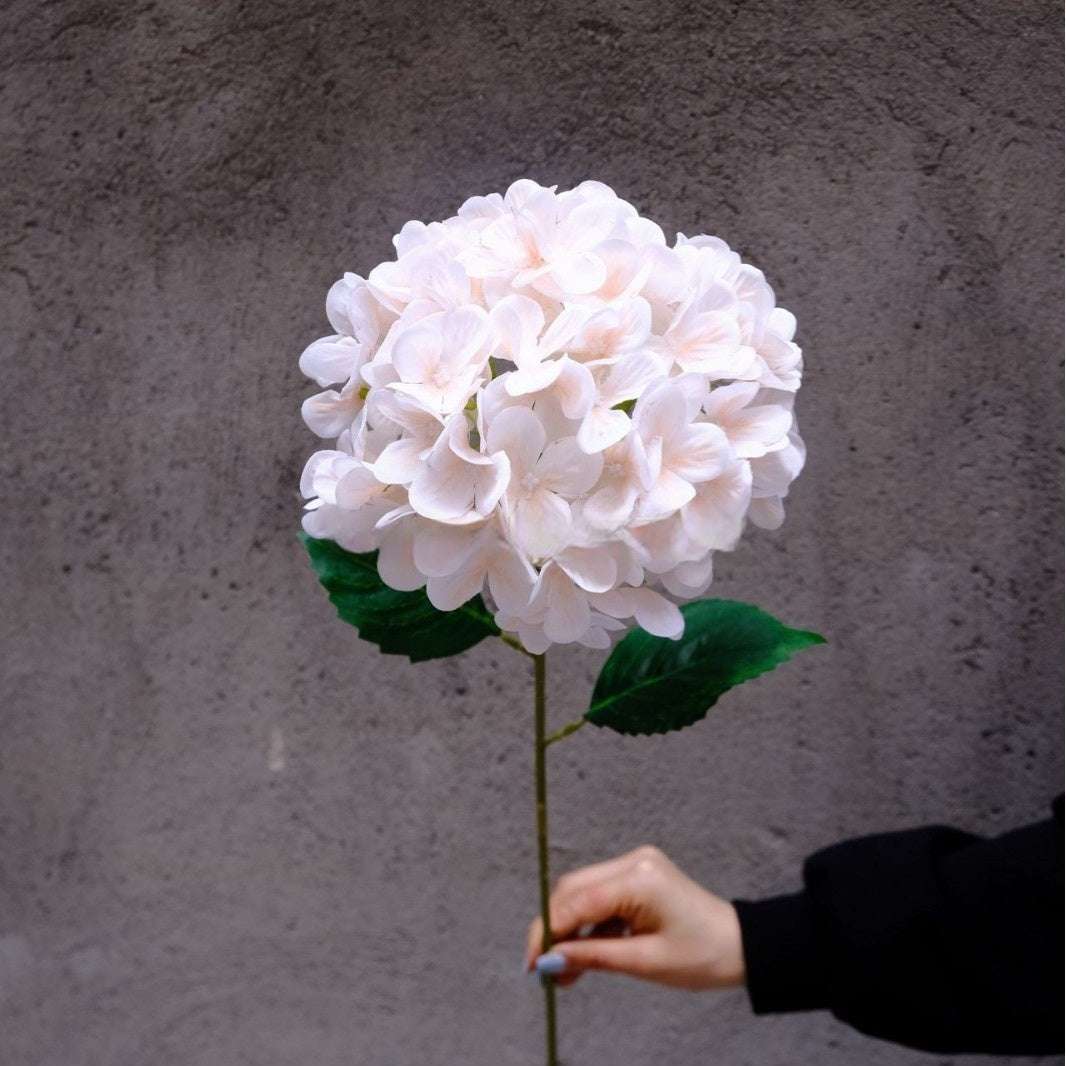 Conjunto de Flores Artificiales Negras y Rosas – Decoración Moderna para Fondo de Fiesta de Cumpleaños con Arreglo Floral Falso FA-255