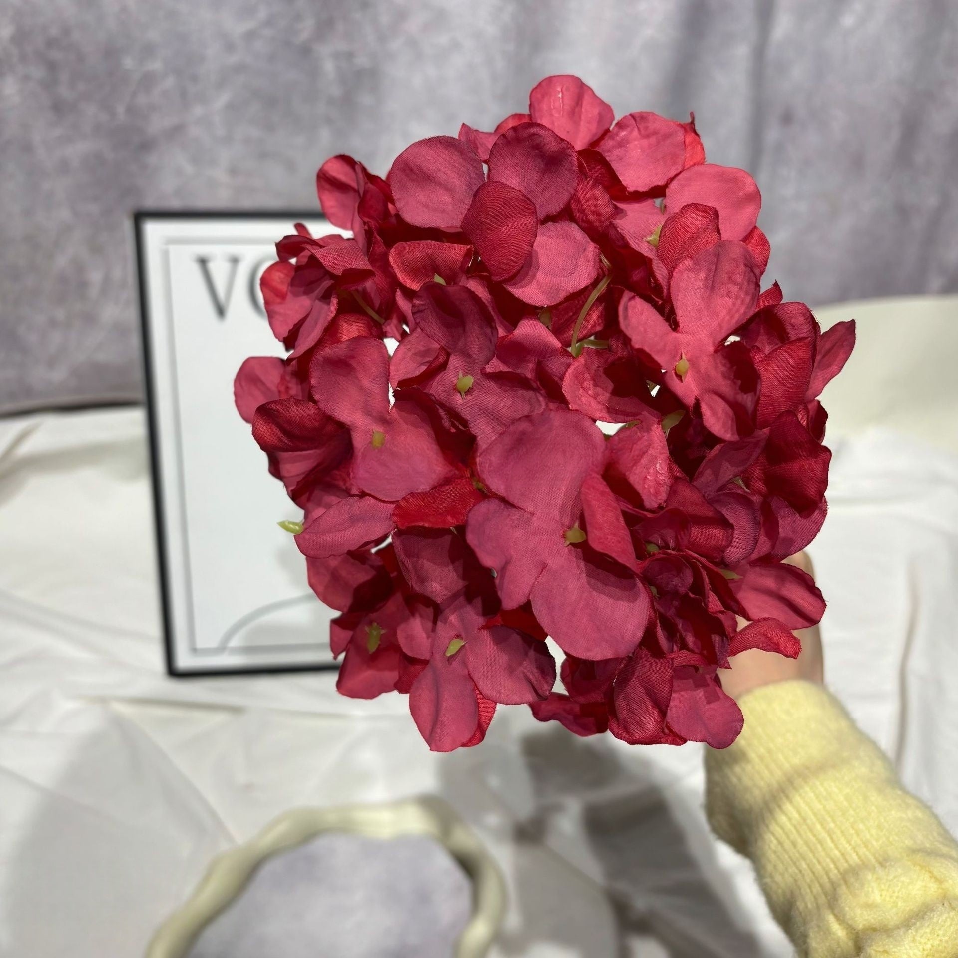 Schwarz-rosa Kunstblumen-Set – Moderne Geburtstagsparty-Hintergrunddekoration mit Kunstblumenarrangement FA-255
