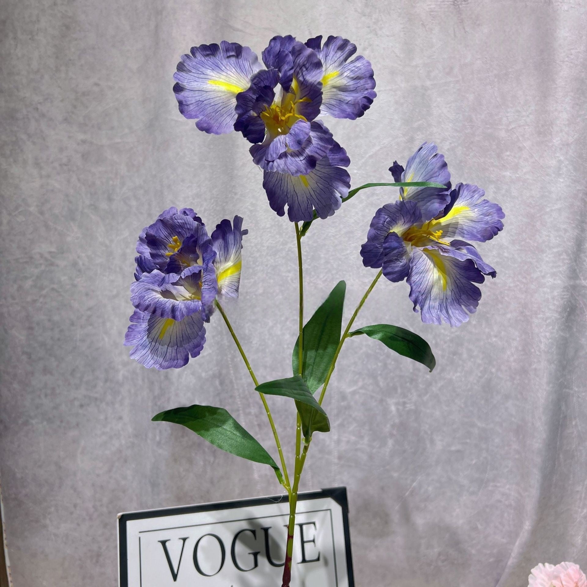 Conjunto de Flores Artificiales Negras y Rosas – Decoración Moderna para Fondo de Fiesta de Cumpleaños con Arreglo Floral Falso FA-255