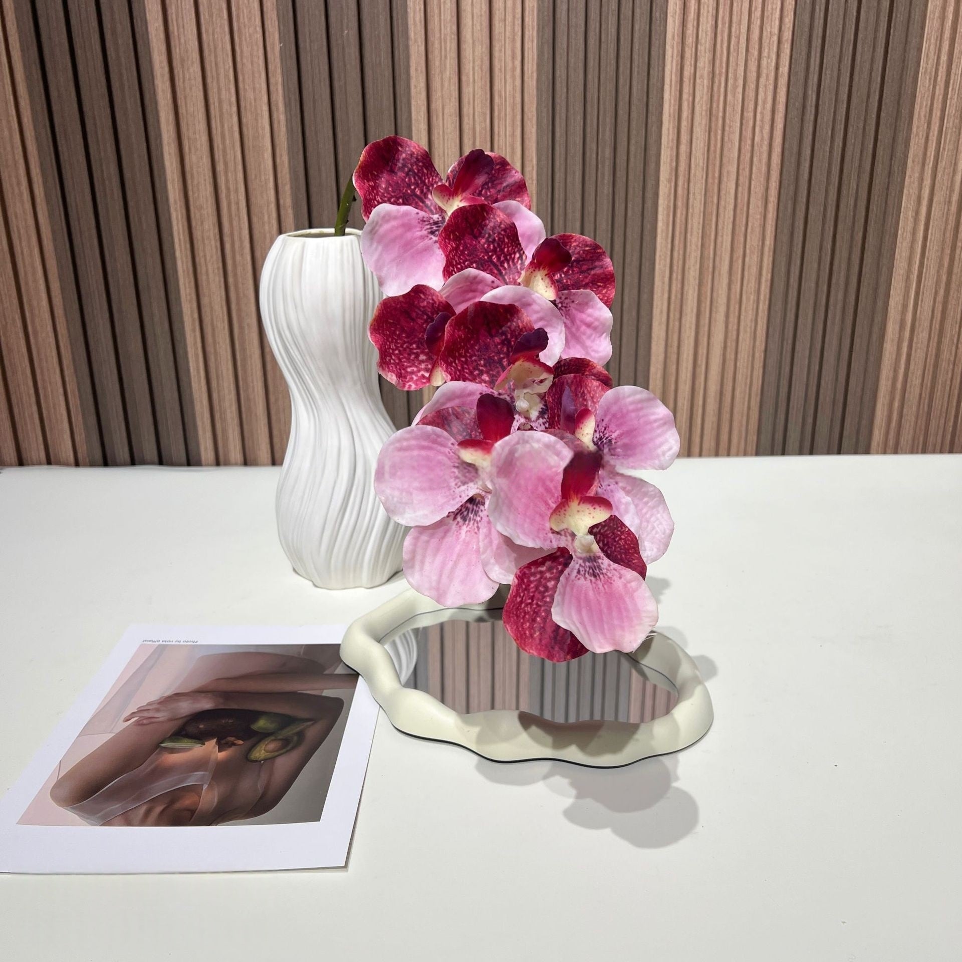 Conjunto de Flores Artificiales Negras y Rosas – Decoración Moderna para Fondo de Fiesta de Cumpleaños con Arreglo Floral Falso FA-255