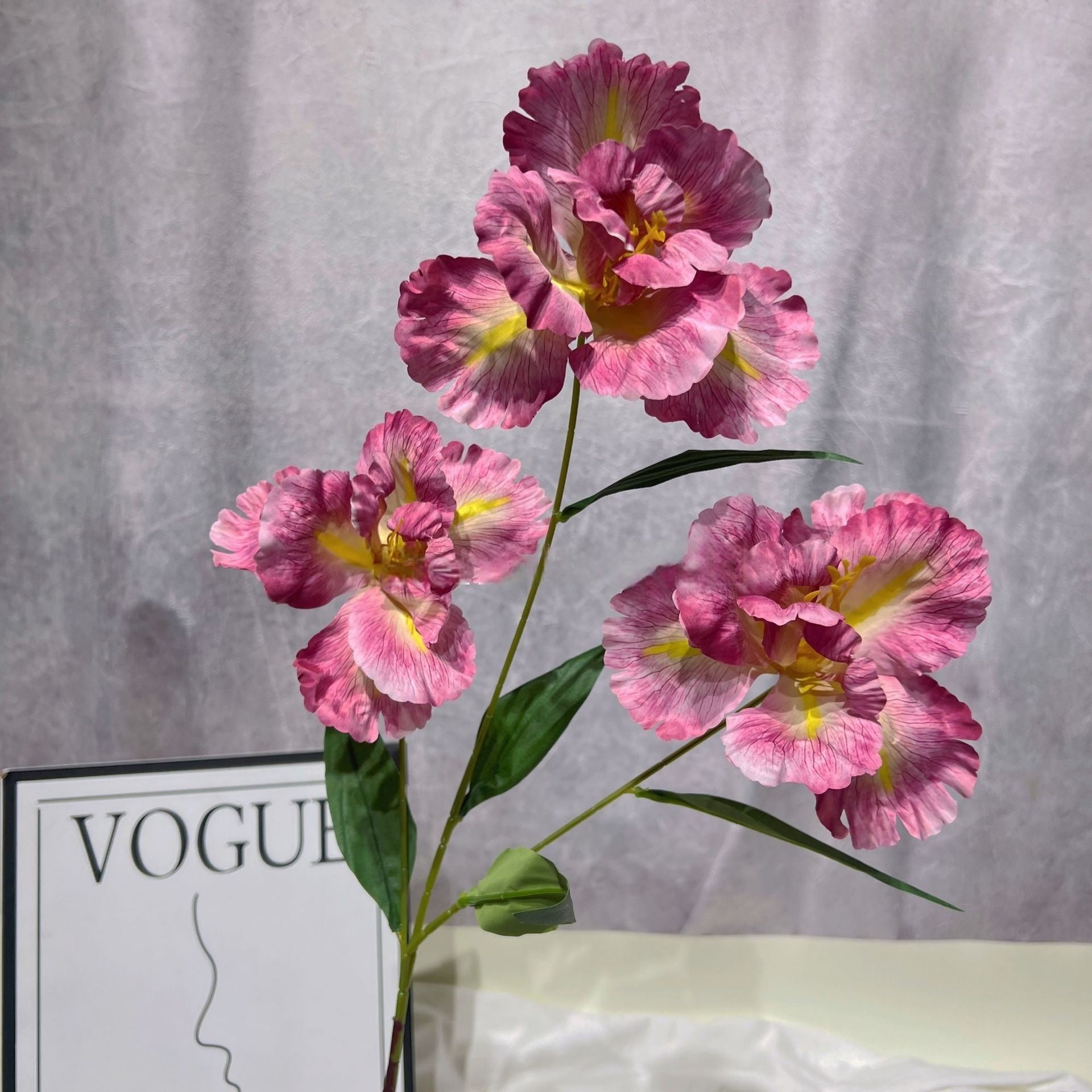 Conjunto de Flores Artificiales Negras y Rosas – Decoración Moderna para Fondo de Fiesta de Cumpleaños con Arreglo Floral Falso FA-255