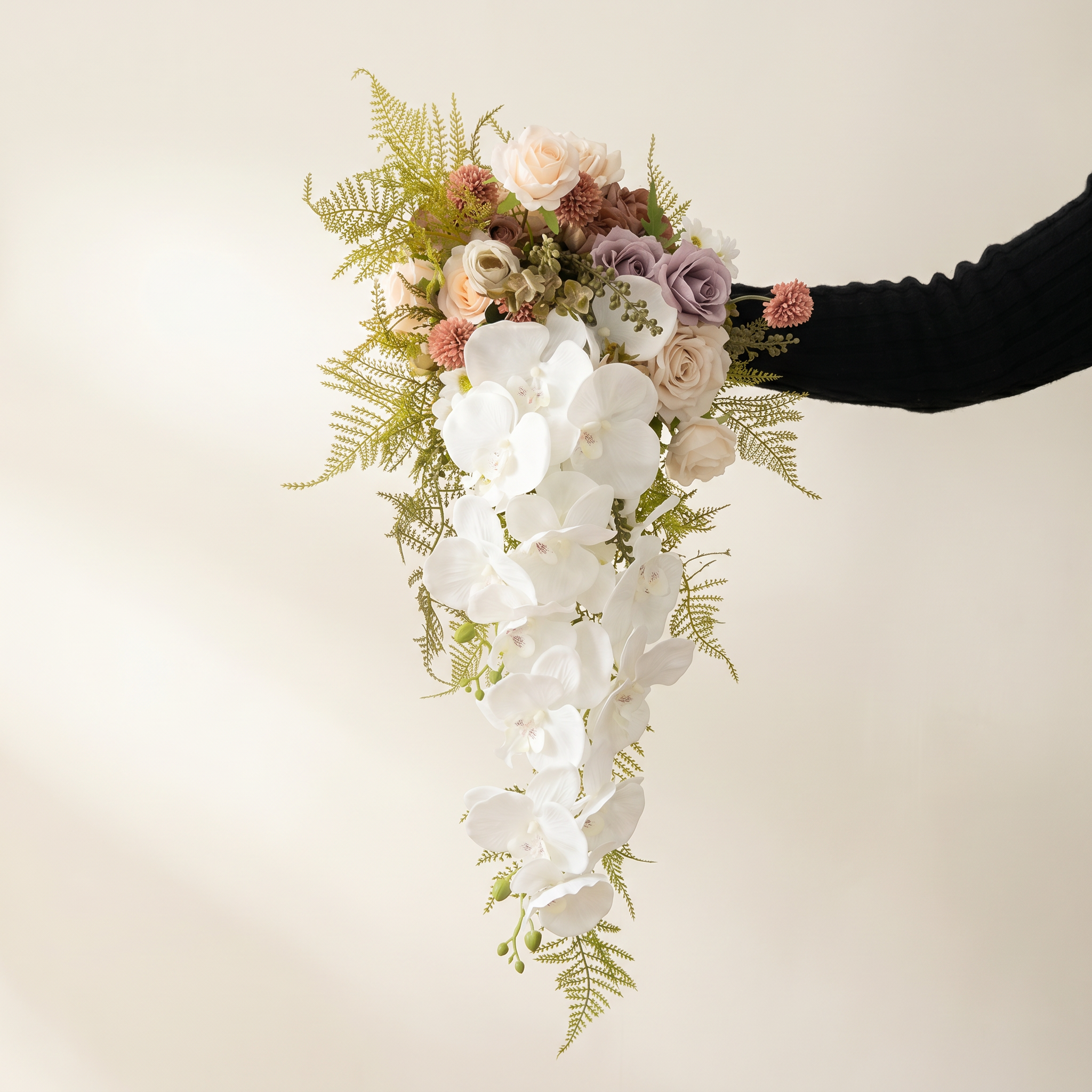 Elegantes Blumenstrauß-Arrangement mit Herbstmotiv | Luxuriöse Kunstblumen für Hochzeiten und Inneneinrichtung VB-113 (ohne Vase)