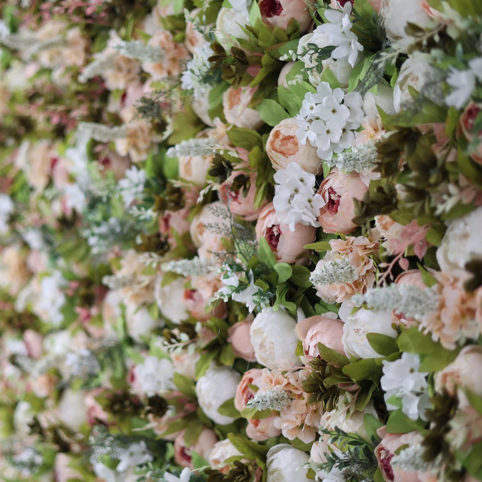 Valar Flowers Roll Up Tissu Artificiel Vert Mélange Orangé Rouge et Blanc Fleur Mur Toile de Fond de Mariage, Décor de Fête Florale, Photographie d'événement-VF-049-2 