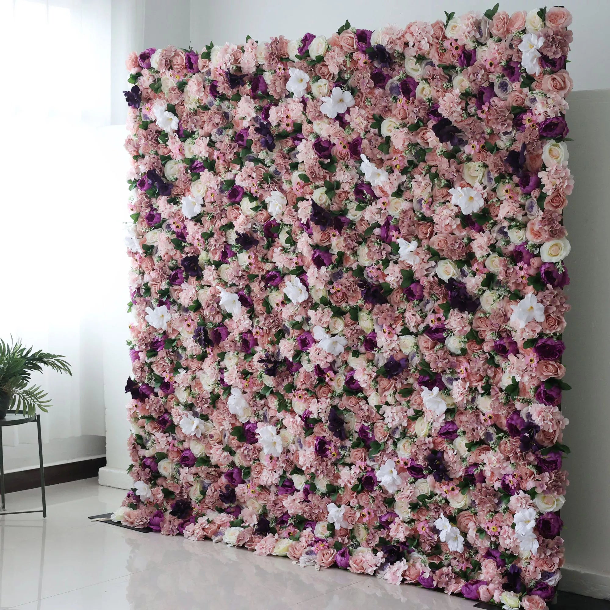 خلفية جدارية للزفاف من زهور فالار مزيجة صناعية بلون أحمر وردي وأرجواني داكن ، ديكور حفلات زهور ، مناسبة