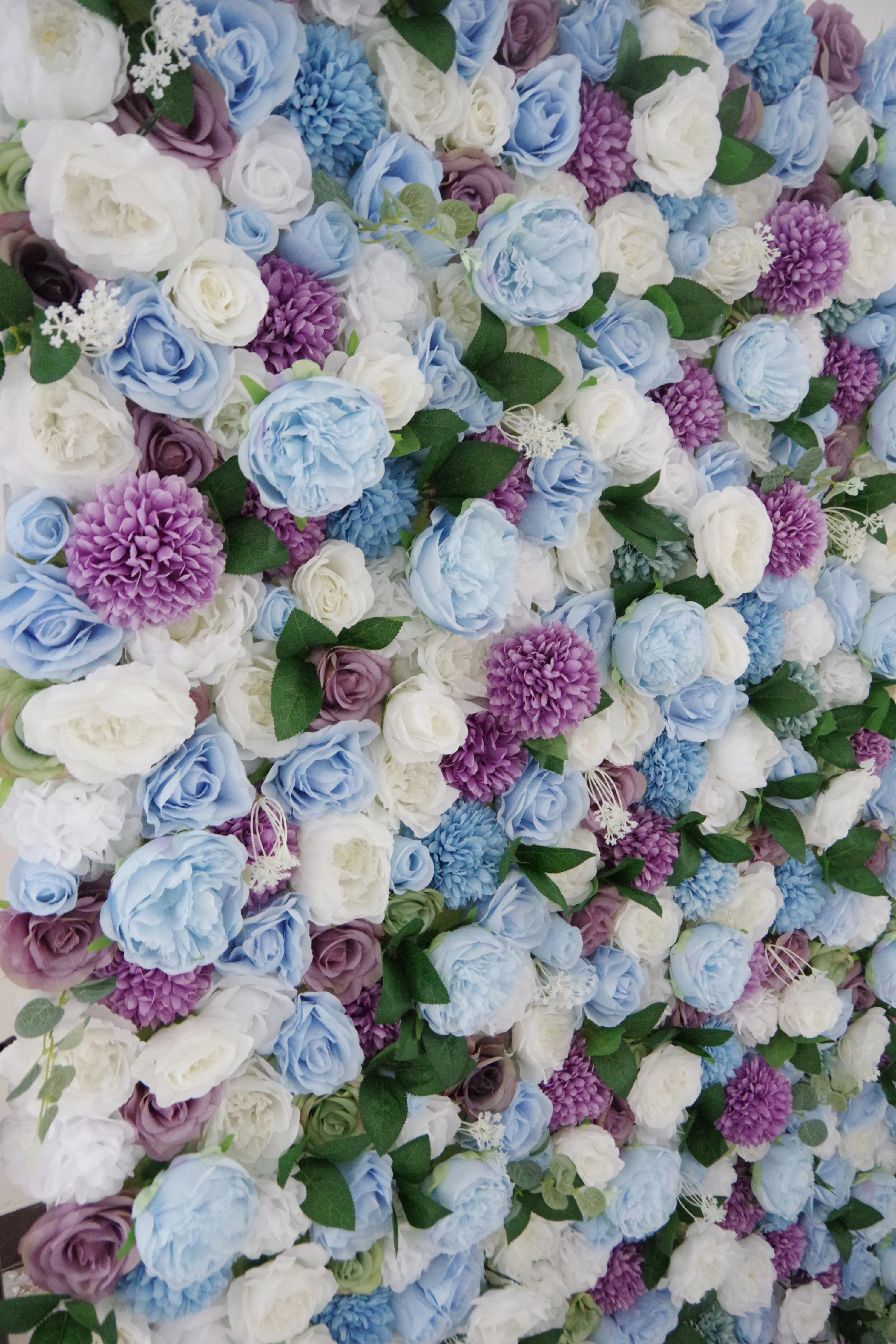 خلفية جدارية للزفاف من زهور فالار مزيجة صناعية بنفسجية بيضاء وزرقاء ، ديكور حفلات زهور ، حدث